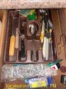 ASST CUPS/GLASSWARE/PLATES/BOWLS/KNIVES/VASES/