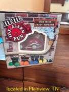 UNOPENED M & M LIMITED EDITION COLLECTIBLE FIRETRUCK CANY DISPENSER