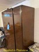 48X73X22 ARMOIRE WITH KEY