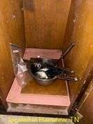 ASST CUPS/GLASSWARE/PLATES/BOWLS/KNIVES/VASES/