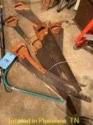 LOT OF HAND SAWS