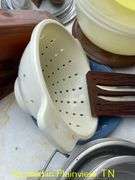 POTS AND PANS/LOCKING CAKE PLATTER/PERKALATOR/TUPPERWARE BOWLS/KNIVES/VEGETABLE SLICER