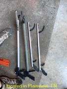QTY (4) GRABBERS