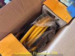 NEVER INSTALLED DEWALT 1/2"X50' AUTO RETRACTING STEEL HOSE REEL