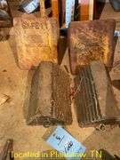 QTY (2) RUBBER & QTY (2) METAL WHEEL BLOCKS/CHOCKS