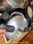 POTS/PANS/SKILLET/LIDS/BOWLS