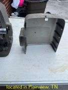 DA-LITE COMET PROJECTOR SCREEN & BELL HOWELL PROJECTOR-OPERATION UNKNOWN