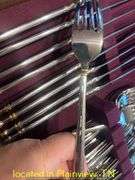 ONIEDA 1310 (8) PLACE SET & CARVEL HALL STAINLESS USA (6) KNIFE SET WITH SERVING FORK & CARVING KNIF