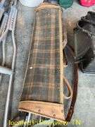 VINTAGE GOLF CLUBS AND BAG