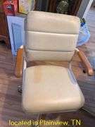 48X36X29 KITCHEN TABLE WITH 12" LEAF & (4) ROLLING CHAIRS AND BAG OF ASSORTED PLASTIC AND FABRIC TAB