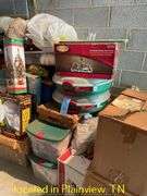 LARGE LOT OF HOME DÉCOR-MOSTLY CHRISTMAS