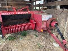 Massey Ferguson 124 Square Baler