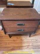 QTY (2) MATCHING BEDSIDE TABLES 24X15X23