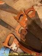 LOT OF HAND SAWS