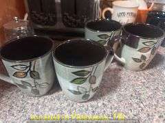 ASST PLASTIC CUPS/COFFEE CUPS/MUG STAND/