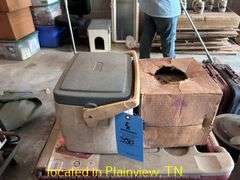 QTY (2) COLEMAN COOLERS/LAWN BUDDY/MISC MISC ROPE
