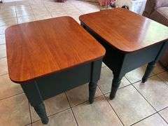 QTY (2) MATCHING 21X25X22 SIDE TABLES