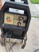 HOBART HANDLER 150 MiG WELDER