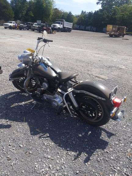 1982 HARLEY DAVIDSON-NON RUNNER