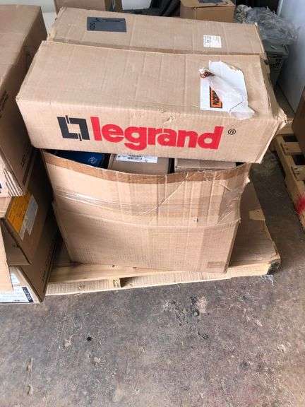 MISC LOT FLOOR BOXES/PANELS WITH COVERS