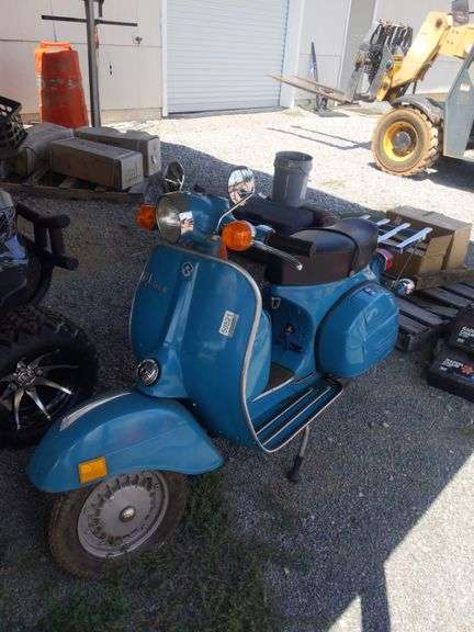 BAJA CHETAK 250CC SCOOTER-NON RUNNER