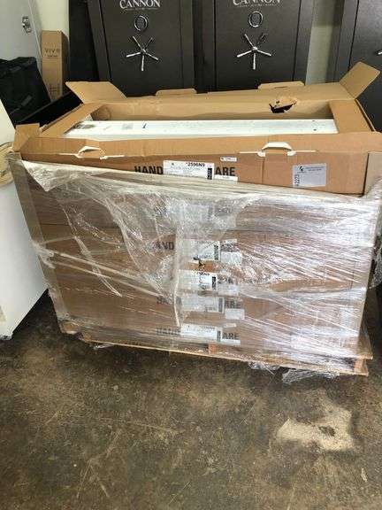 QTY(11) 2'X4' LED DROP IN FIXTURES