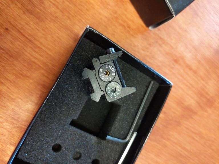 QTY (1) HQ MINI LASER SIGHT