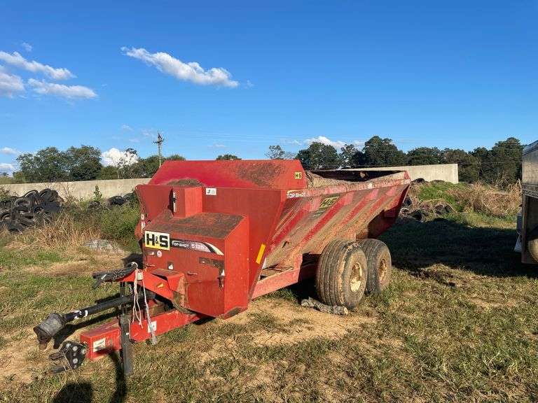 H&S TOPSHOT 5126 SIDE DISCHARGE MANURE SPREADER