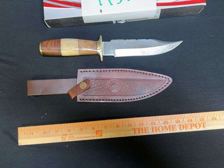 CUSTOM DAMASCUS STEEL FIXED BLADE KNIFE W/ BLUE/RED STRIPED HANDLE