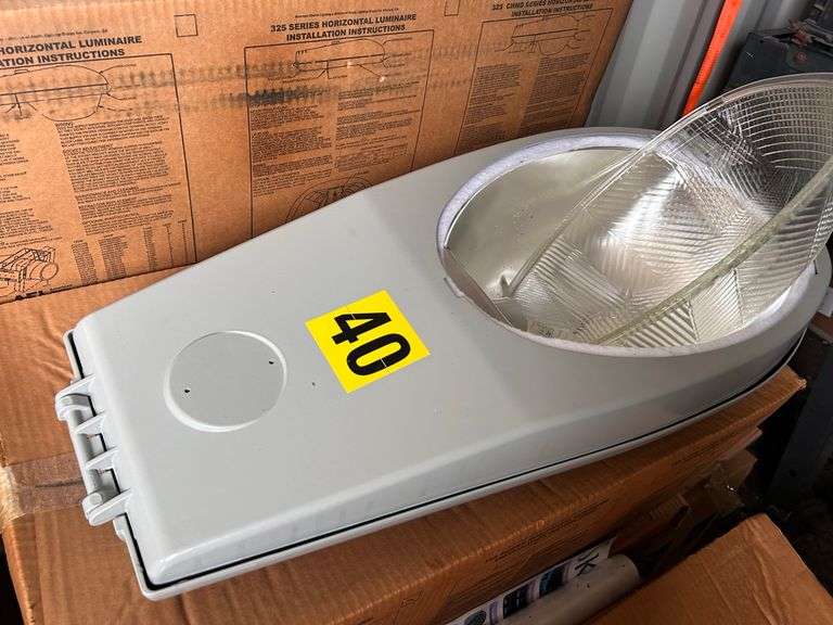 PALLET OF (13) AMERICAN ELECTRIC LIGHTING STREET LAMP FIXTURES