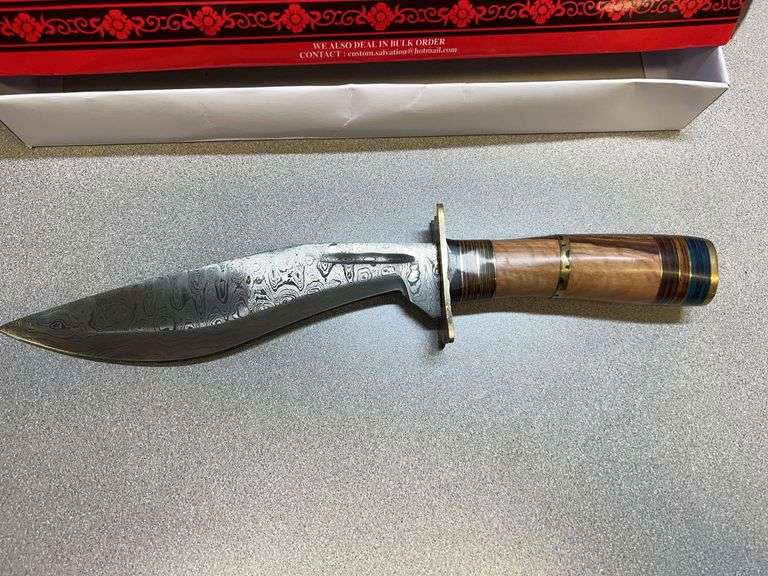 CUSTOM DAMASCUS STEEL FIXED BLADE KNIFE WITH BLACK/RED STRIPED HANDLE