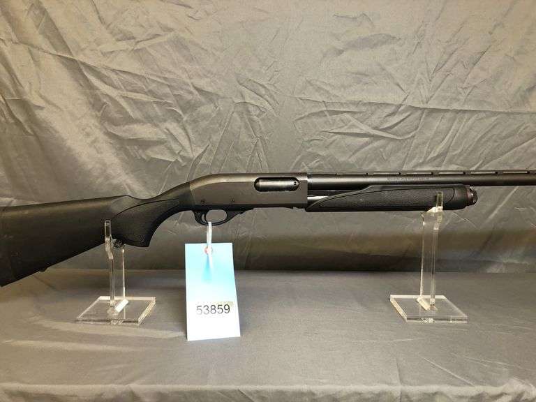 REMINGTON MODEL 870 12 GAUGE PUMP ACTION SHOT