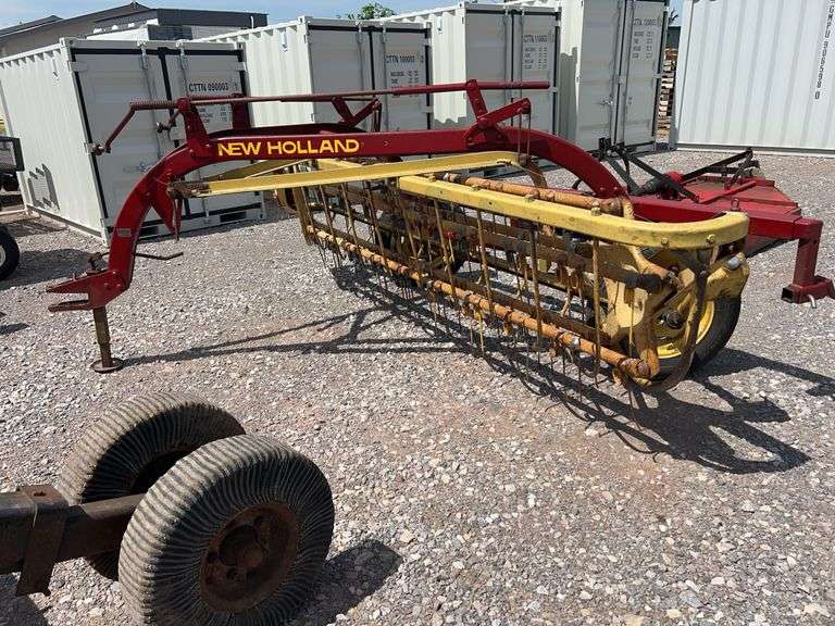 Side Rake Tandem Rake NEW HOLLAND 256 HAY RAKE W/ TANDEM RAKE EXTENSION - EK Auctioneers LLC