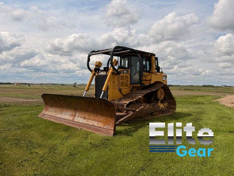 Caterpillar D6T Crawler Dozer