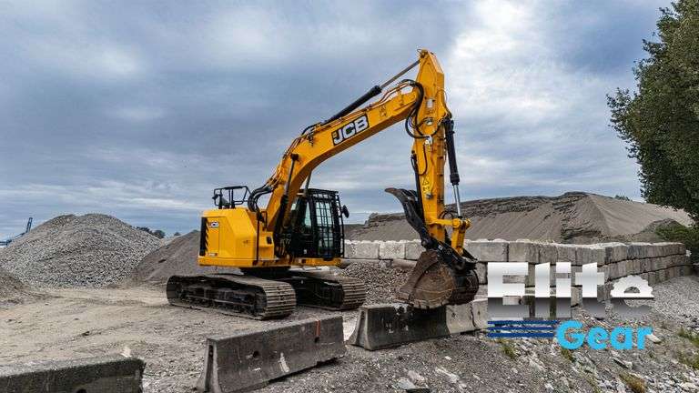 2023 JCB 245XR Excavator
