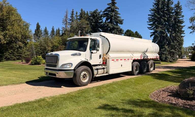 2009 Freightliner M2 Tri/a Fuel Delivery Truck