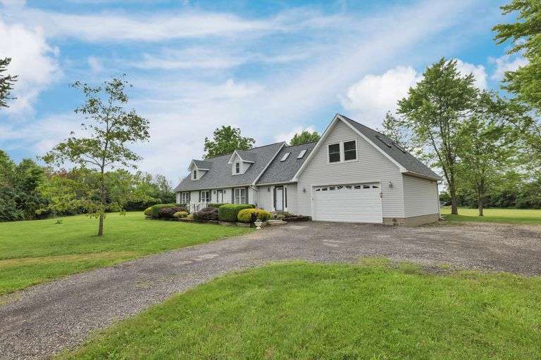 6658 Ridpath Rd. Grove City, OH