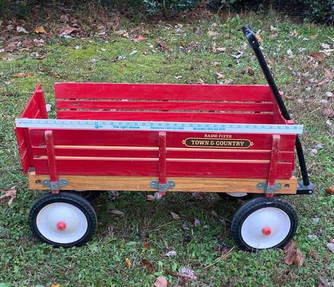 Radio Flyer Wagon 3ft’L x 15”W x 20”H