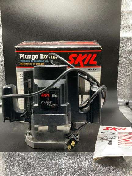 Skil 1823 Plunge Router (8.5A, 25,000 RPM) Made in USA