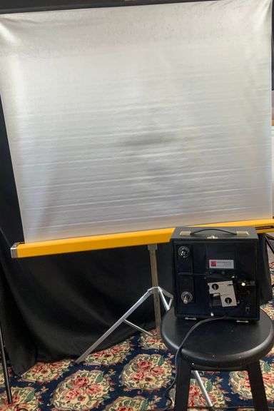 Kodak Instamatic Movie Projector M65 & Projector Screen