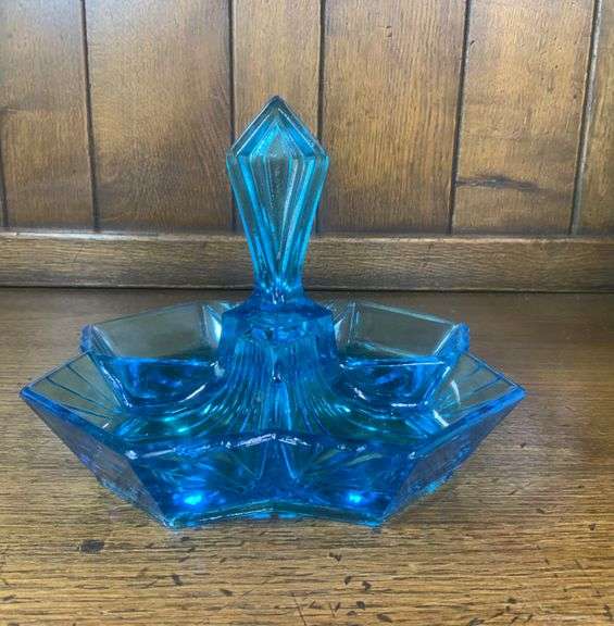 Green Tiara Glass Starburst Platter, Two Blue Heart Dishes & Tiara Indiana Glass Blue Art Deco Divided nut tray