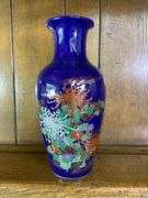 10” Oriental Vase & Two Porcelian Girl Sugars & black mug for tea