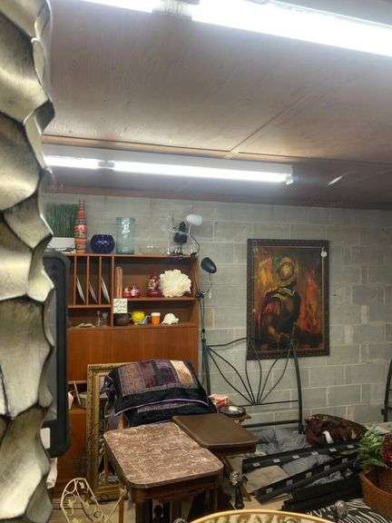 3ft’ x 44” Mid-Century Modern Mirror Retailed $200 “See Details”