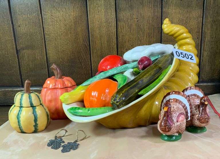 Ceramic Beautiful Cornucopia Centerpiece