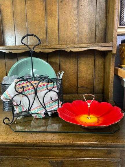 Vibrant Flower Serving Tray & A Black Metal Napkin, Flatware & Plate Holder