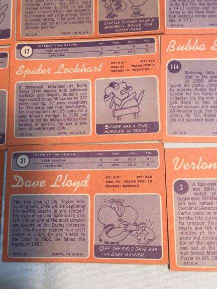 18 Vintage Trading Cards