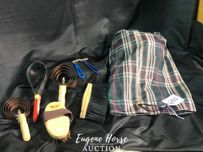 Grooming supplies