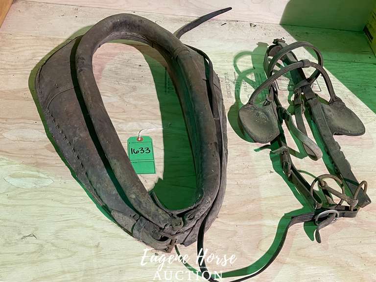 Antique Collar