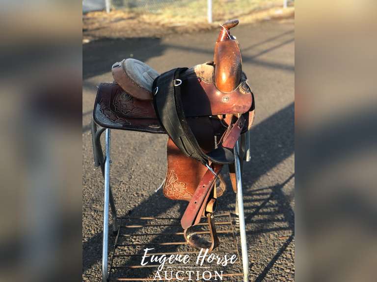 Roper saddle