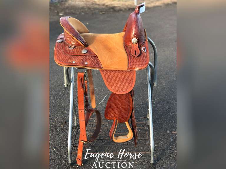 Hilason saddle